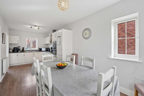 4 bedroom detached house for sale, Miller Place, Abingdon OX13