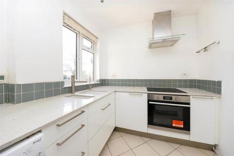 2 bedroom apartment for sale, High Street, Yiewsley, West Drayton, Middlesex, UB7 7BG