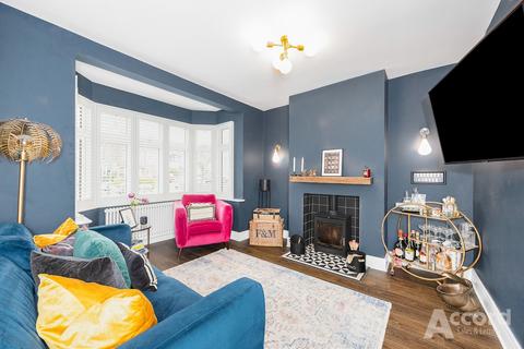 6 bedroom semi-detached house for sale, Heather Glen, Romford, RM1