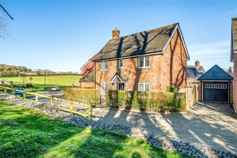 3 bedroom detached house for sale, Melrose Close, Farnham, GU9
