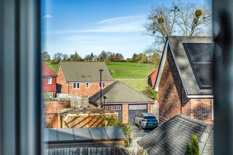 3 bedroom detached house for sale, Melrose Close, Farnham, GU9