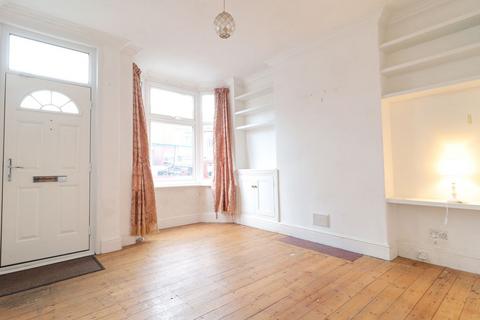 2 bedroom end of terrace house to rent, Hopefield Road, Leicester LE3