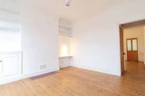 2 bedroom end of terrace house to rent, Hopefield Road, Leicester LE3