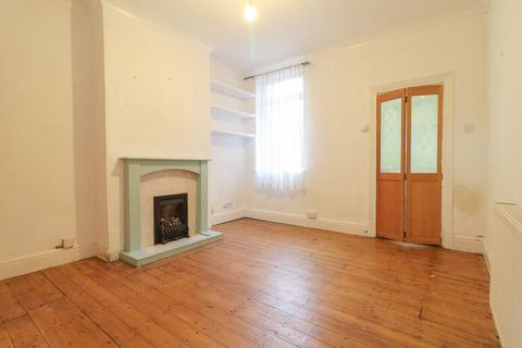 2 bedroom end of terrace house to rent, Hopefield Road, Leicester LE3