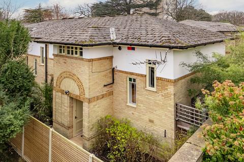 undefined, Oak Park Gardens, London SW19