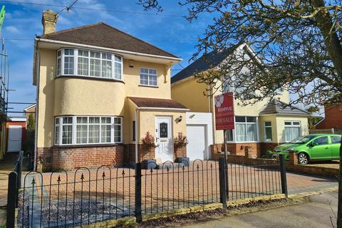 undefined, Hounsdown Avenue, Totton, SO40