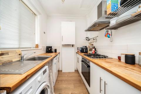 1 bedroom flat for sale, Burghley Road, London NW5