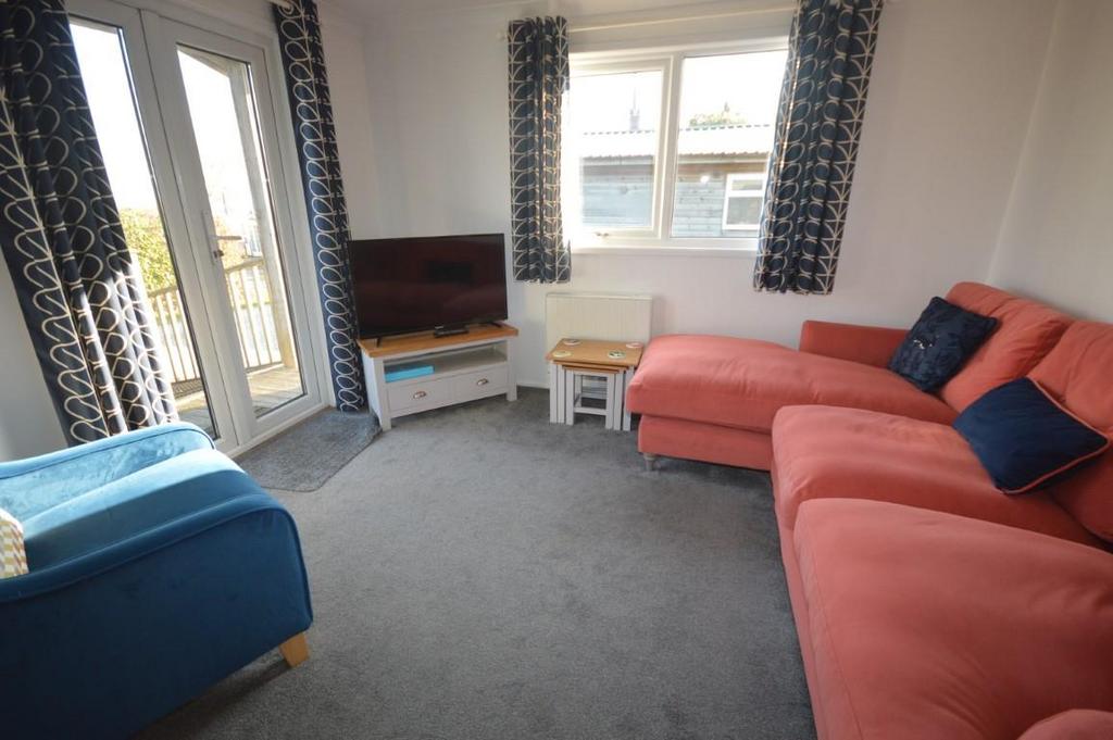 DSC 0004 (Medium) - Copy.JPG