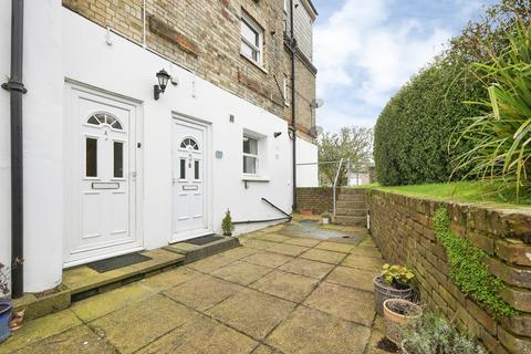 2 bedroom flat for sale, Manor Court, 38 Manor Road, Folkestone, Kent, CT20