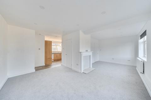 4 bedroom semi-detached house for sale, Woodcock Hill, Sandridge, St. Albans