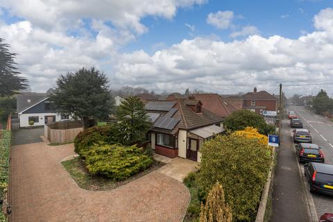 undefined, Locks Road, Locks Heath SO31