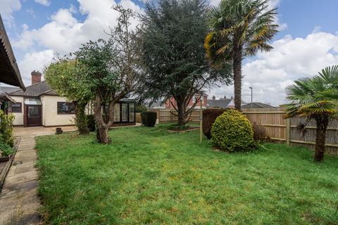 undefined, Locks Road, Locks Heath SO31