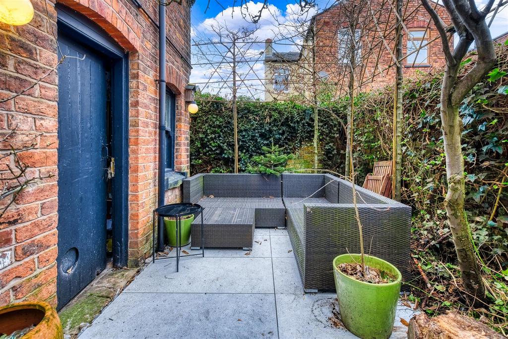 Rear Courtyard