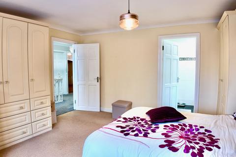 4 bedroom detached house for sale, Cwmalsie Lane, Pontllanfraith, NP12