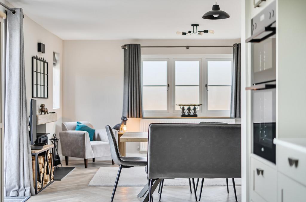 Living/Dining Room