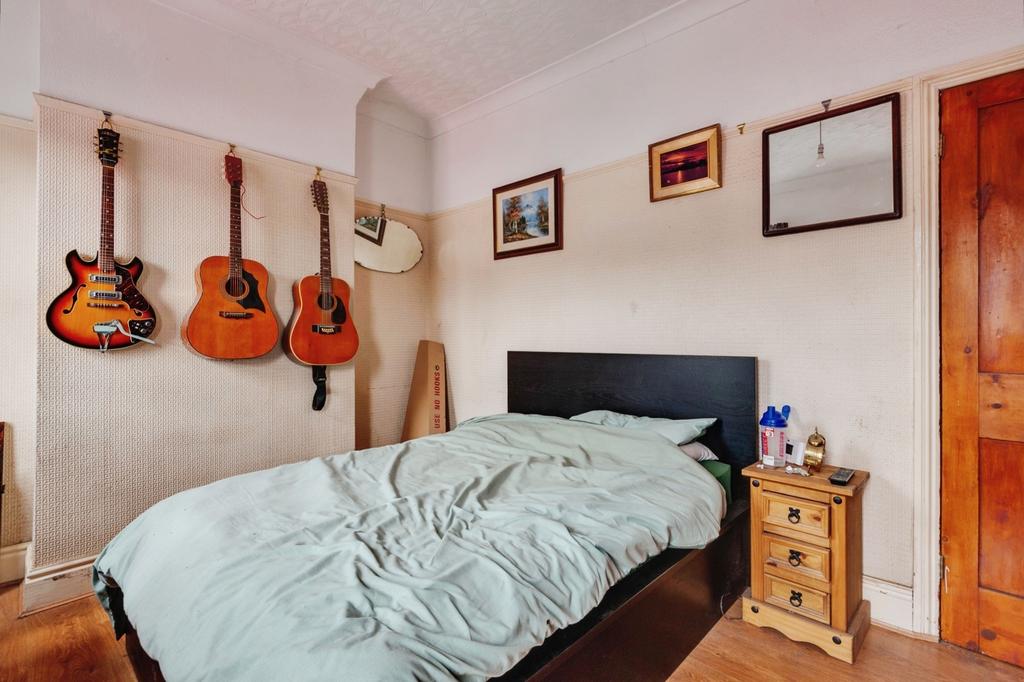 Pbox-IMG.jpg