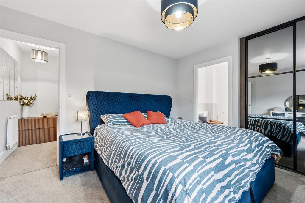 Bedroom One to landing and en-suite.jpg
