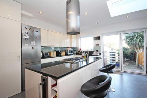 4 bedroom house to rent, The Ridgeway, Acton Town, W3