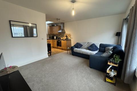 2 bedroom flat to rent, Kneesworth Street, Royston