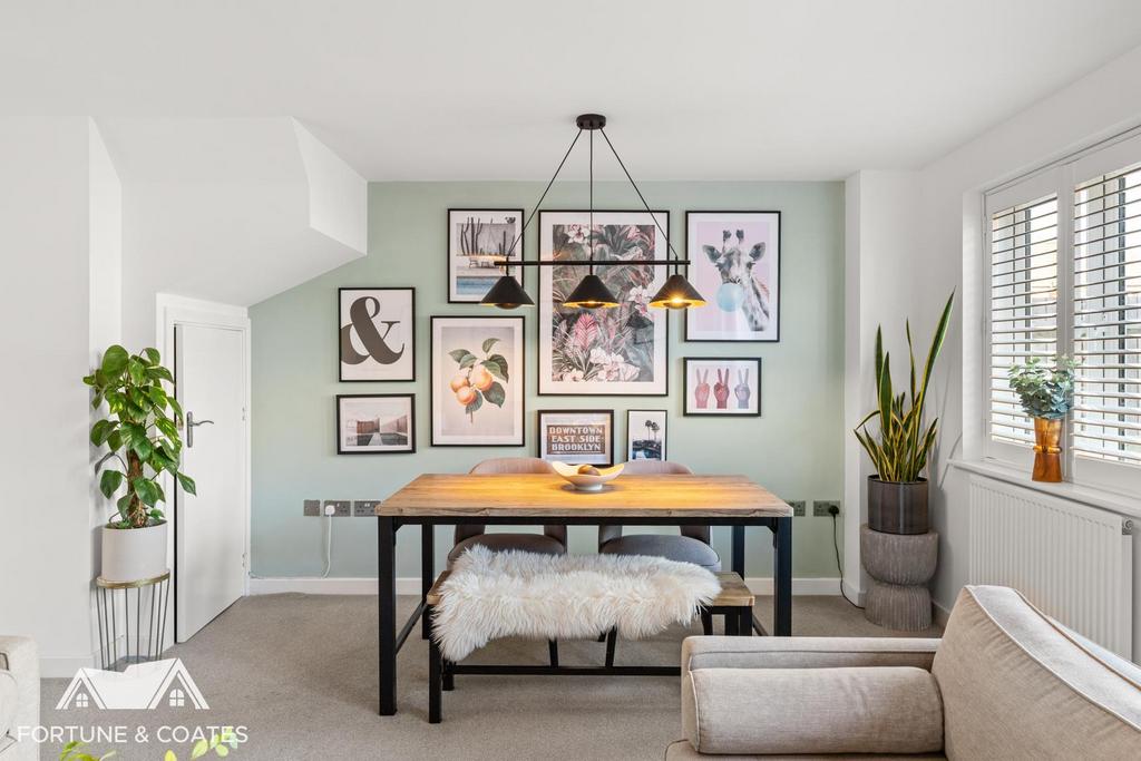 Old Oak Way 13.jpg