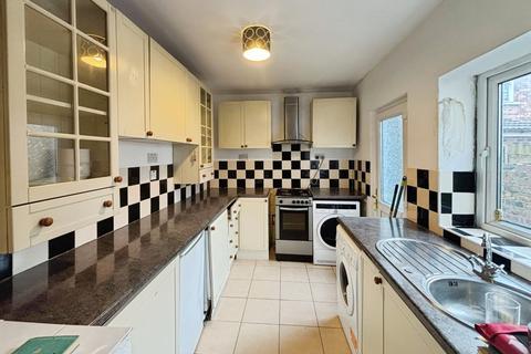 5 bedroom terraced house to rent, Braemar Road, Manchester, Greater Manchester, M14