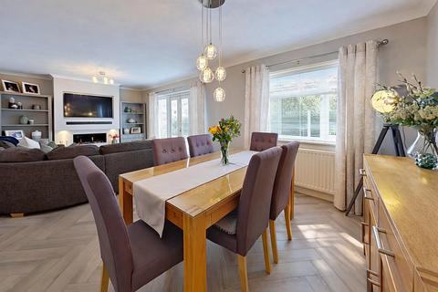 4 bedroom detached house for sale, Darenth Close, Herne Bay, CT6 7EX