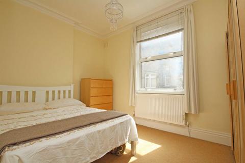 1 bedroom flat to rent, North Common Road, London W5