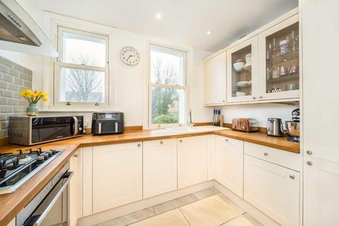 2 bedroom flat for sale, Veronica Road, London SW17