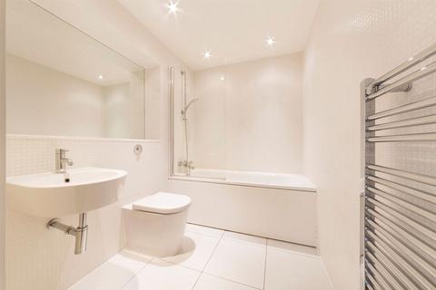 2 bedroom flat for sale, Cobalt Point, 38 Millharbour E14