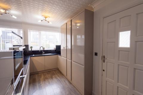 3 bedroom bungalow for sale, Moorside Drive, Drighlington, Bradford