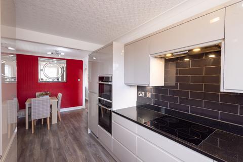 3 bedroom bungalow for sale, Moorside Drive, Drighlington, Bradford