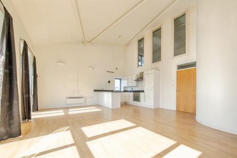 2 bedroom flat for sale, Norwich Road, Ipswich