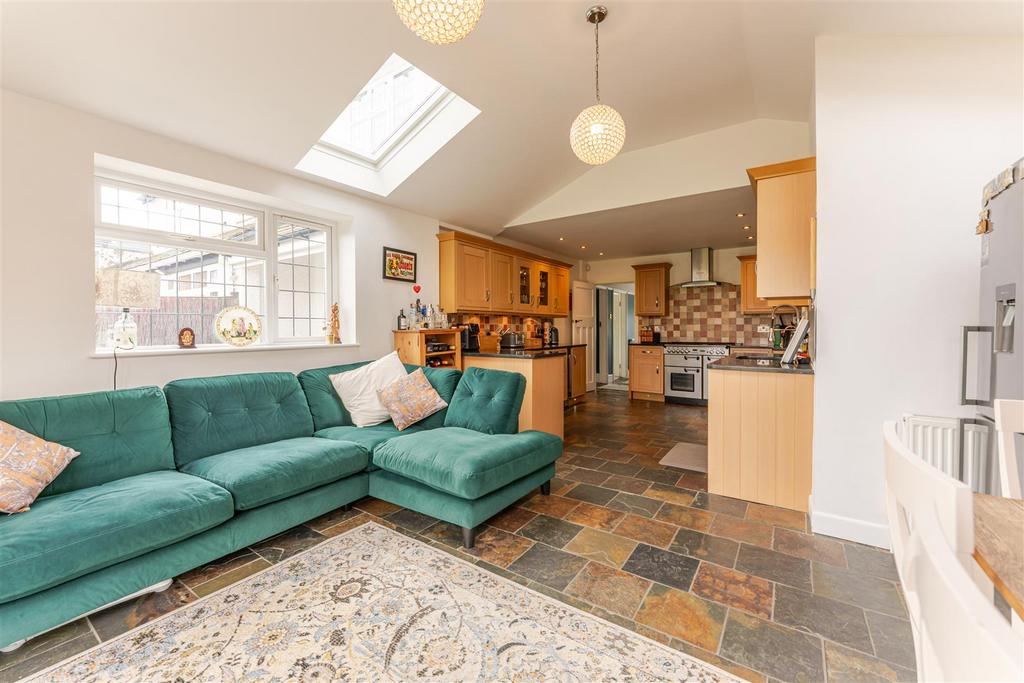 Cannon HIll Road - Creative House Studio --9.jpg