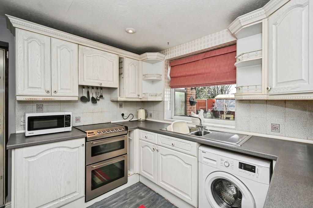 Dining/Kitchen