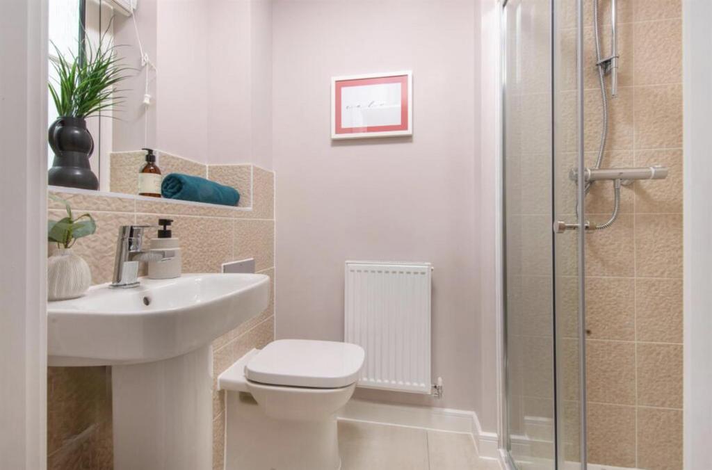 Ensuite to Master.png