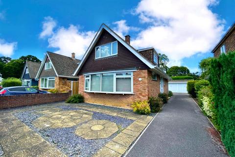 3 bedroom detached bungalow for sale, Lavant Close, Waterlooville