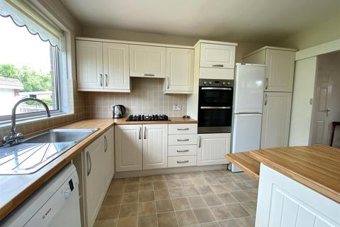 3 bedroom detached bungalow for sale, Lavant Close, Waterlooville