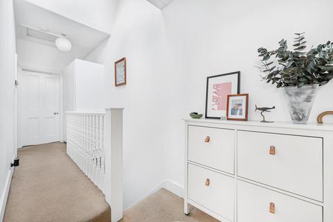 1 bedroom flat for sale, Weston Road Chiswick London