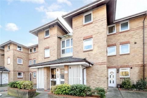 Varcoe Road, London, SE16