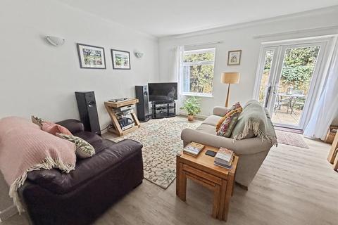 2 bedroom flat for sale, Wimborne