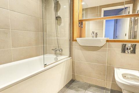 1 bedroom flat for sale, Canning Town, London, E16