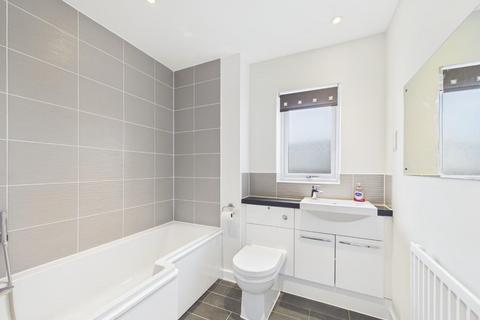 4 bedroom townhouse for sale, Pavilion View, Ashford Kent TN23 1BY