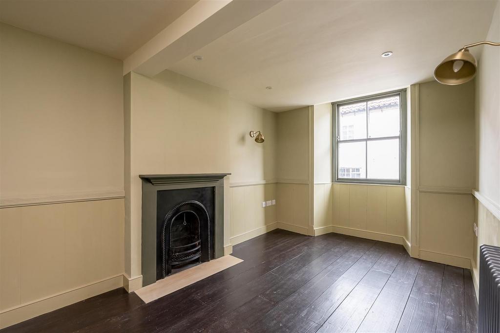 9 Burgate-14[1].jpg