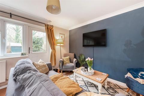 undefined, Avon Court, Andover