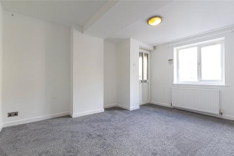 1 bedroom apartment to rent, St Philips Court, Huddersfield, West Yorkshire, HD3