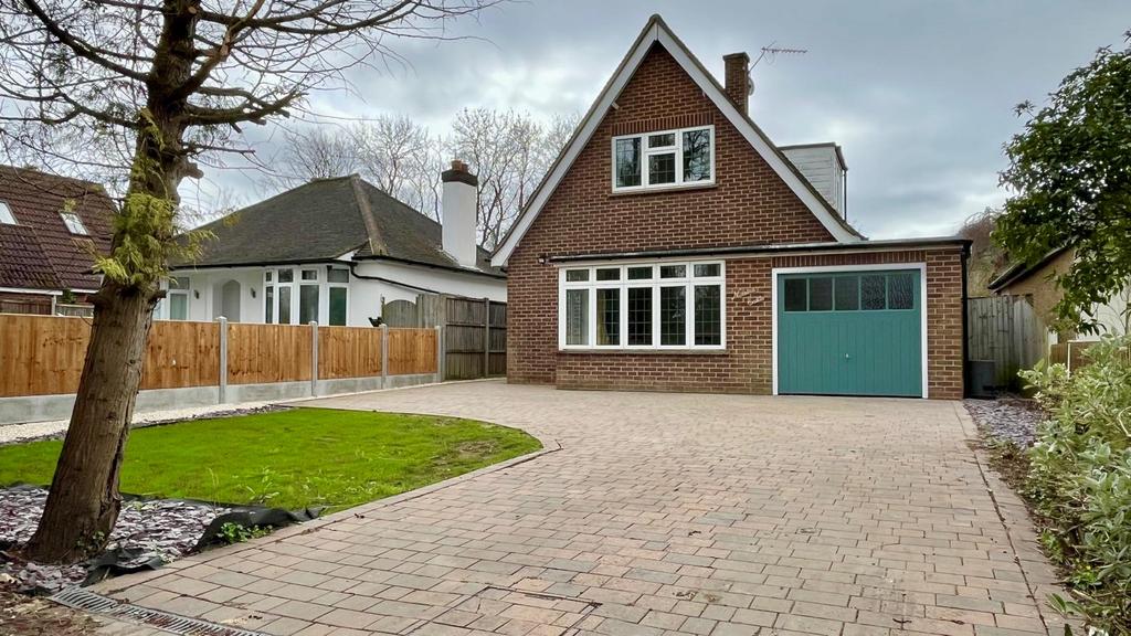 2- 3 Bed Detached House To Rent Tile Kiln Lane, B