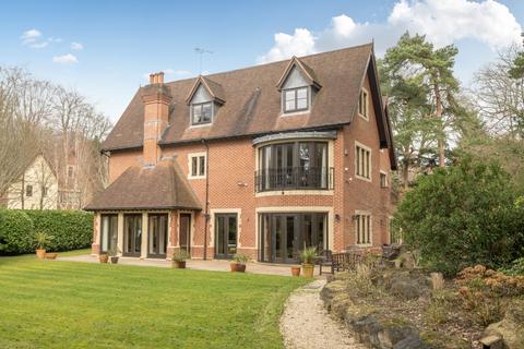 undefined, Sandy Lane, Tadworth KT20