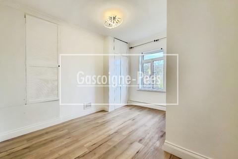 undefined, Station Road, Horsham, RH13