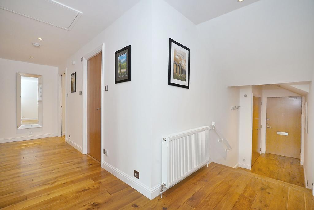 Polmuir Road 19 M (19