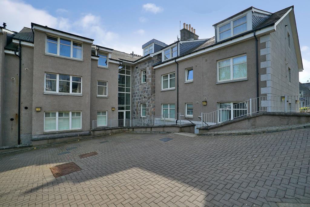 Polmuir Road 19 M (19